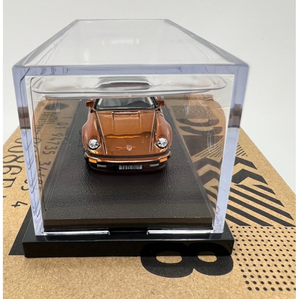 Hot Wheels RLC Exclusive 1988 Porsche 911 Turbo 3.3 Targa BRONZE IN HAND - Picture 10 of 10